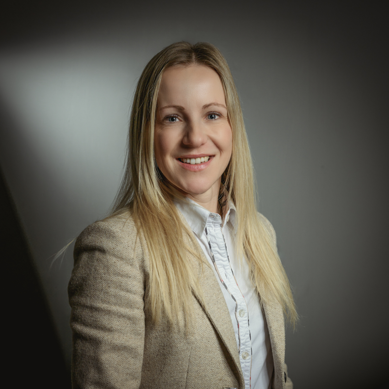 Professionelles Porträtfoto für Bewerbung und Karriere – Fotoagentur Otto Goslar